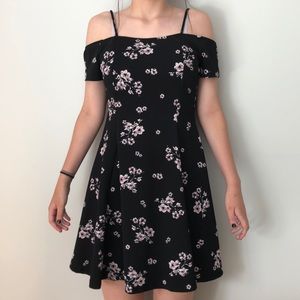 black floral chic dress